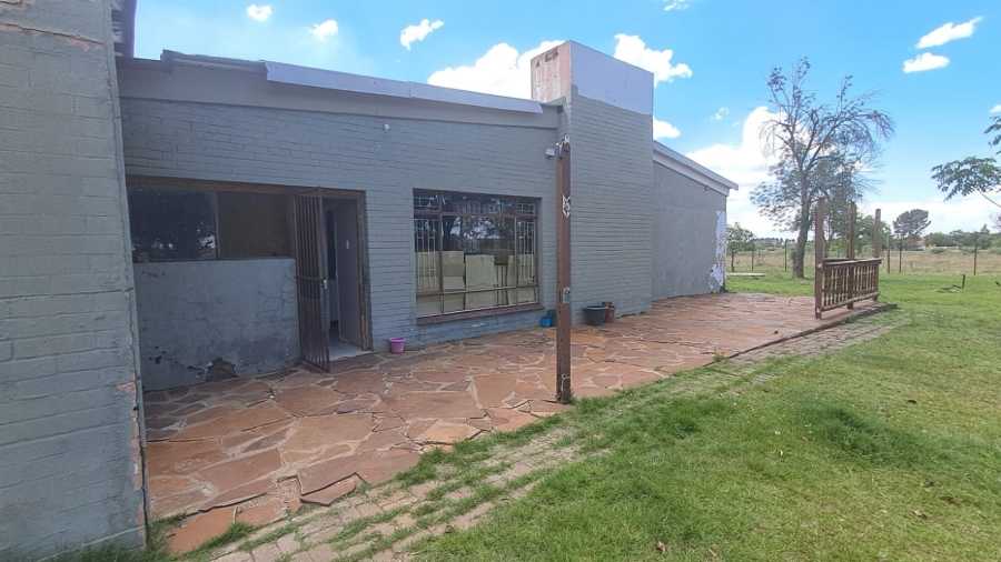 4 Bedroom Property for Sale in Roodewal Free State